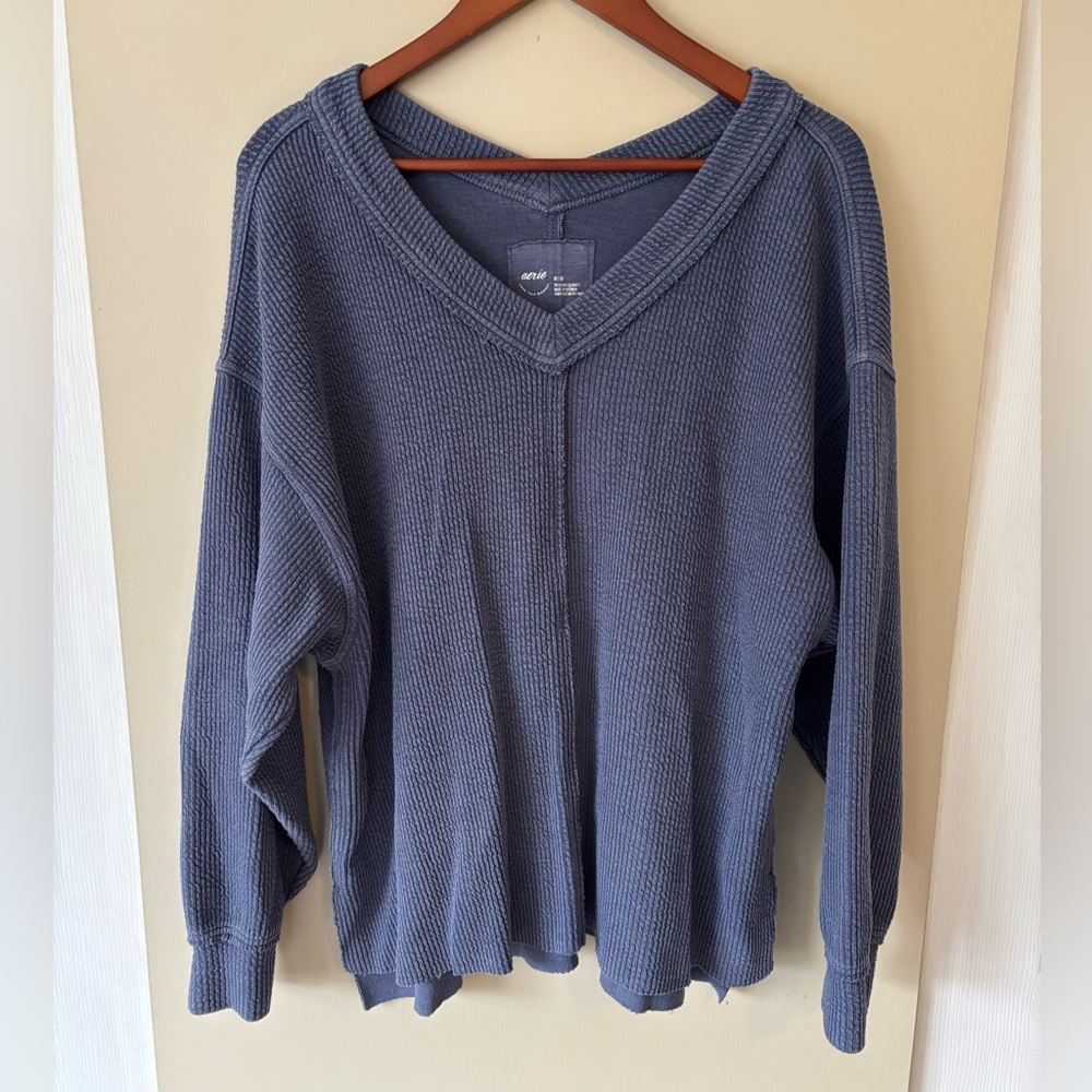 Aerie Blue Textured V-Neck Sweater Size Medium